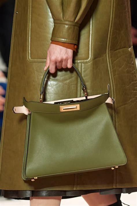 FENDI PEEKABOO - EN | Muse