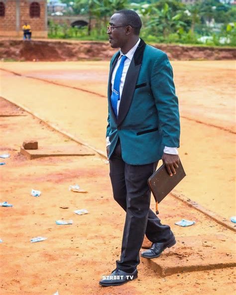 coach njomou dominique guides bang bullet   mini interpools