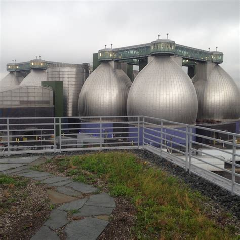 Directions and Public Transport Access to Newtown Station 25