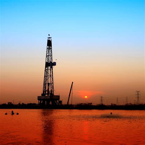 SunTrust Has 4 Energy Stocks to Buy After Huge Oil Sell-Off - Page 2 of