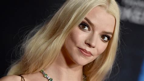 Anya Taylor-Joy Has Heartbreaking Reaction To Being Asked About Her ...
