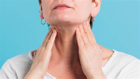 Pescoço Inchado Do Lado Esquerdo - Pescoço inchado: descubra o que pode ser! - Blog AmorSaúde