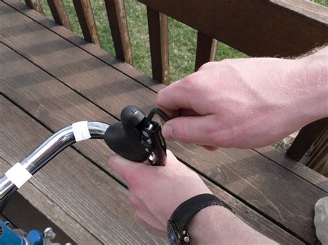 How to Change Road-Style Bicycle Brake Levers : 7 Steps (with Pictures ...