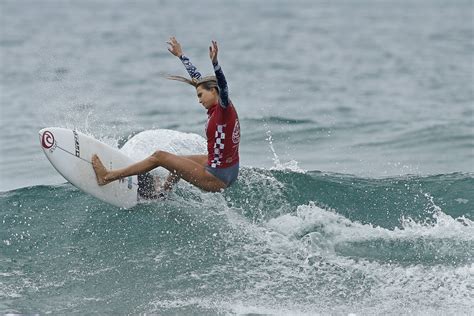 Alana Blanchard Net Worth - Wiki, Age, Weight and Height, Relationships 