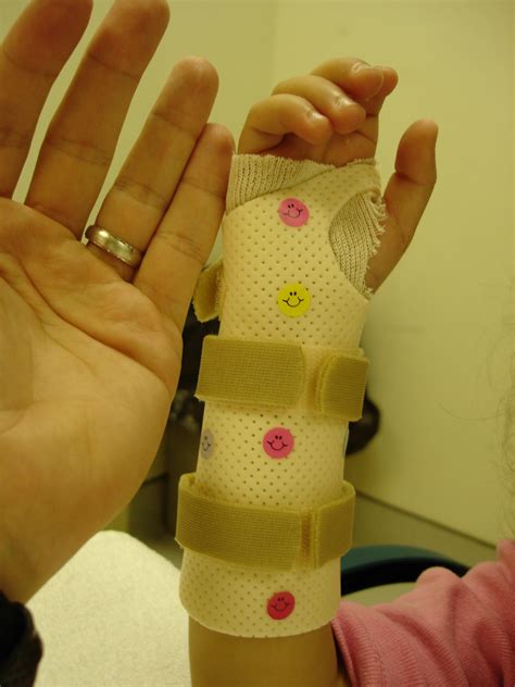 Certified Hand Therapist – Helping Hands Therapy