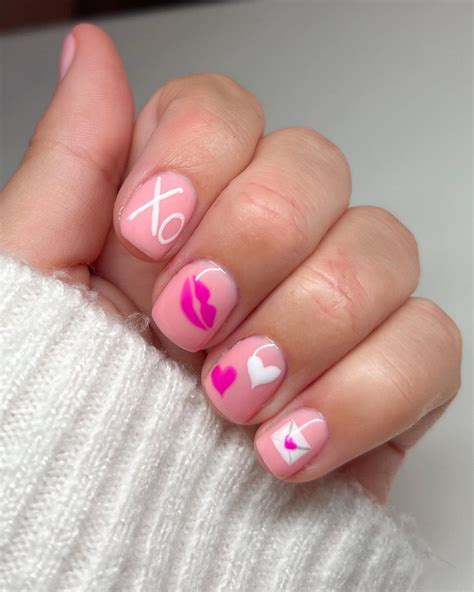 Uñas rosa Barbie: 10 ideas con las que siempre lucirás manos lindas y ...