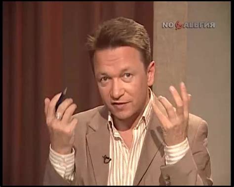 Смотреть "Рожденные в СССР. Владимир Соловьев" онлайн - eTVnet