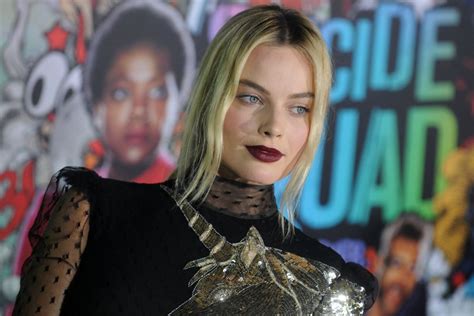 Margot Robbie, director David Ayer reuniting for DC's female led ...