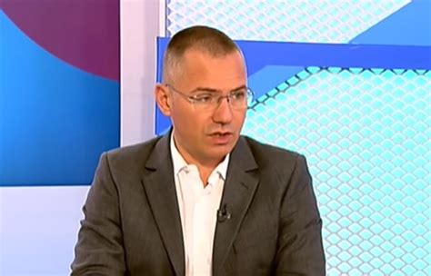 Евродепутатът Ангел Джамбазки сезира ЕК за нападението срещу Християн ...