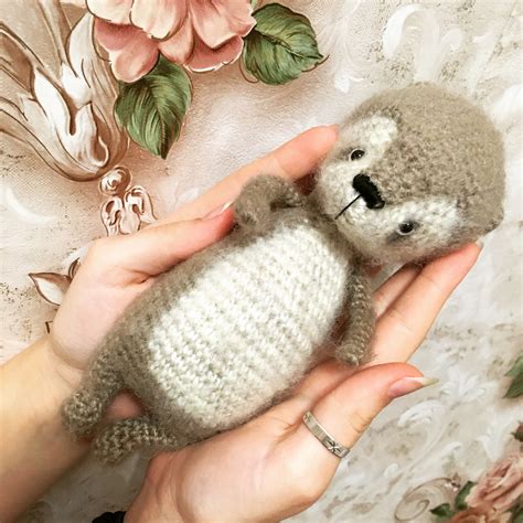 Бурундук | Crochet patterns, Crochet toys, Arm warmers