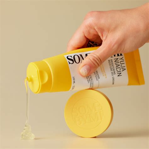 SOME BY MI YUJA NIACIN BRIGHTENING MOISTURE GEL CREAM 100ml