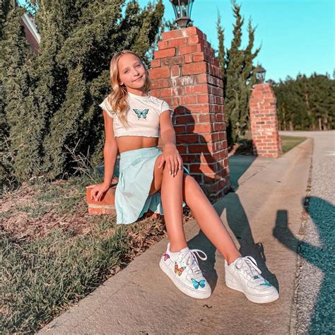 Lilliana Ketchman - Age, Wiki, Biography, Trivia, and Photos - DaftSex HD