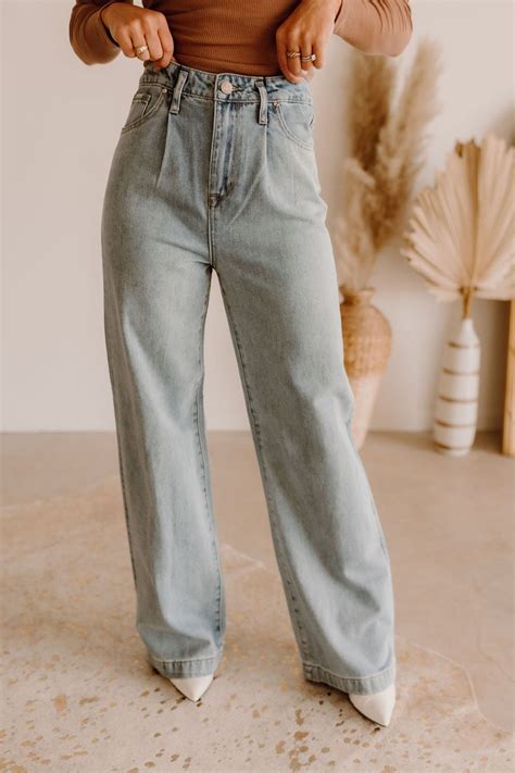 The Luna Jeans - ShopperBoard