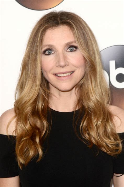 SARAH CHALKE at ABC All-star Party at TCA Winter Press Tour in Los