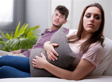 surprising signs   keeping   arms length