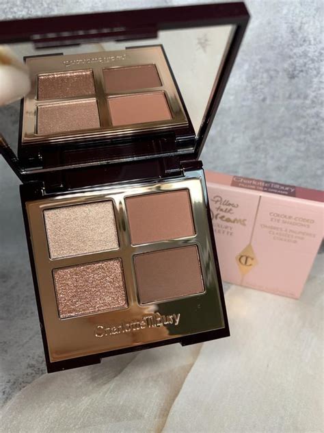 Палетка тіней charlotte tilbury pillow talk dreams luxury palette eye ...