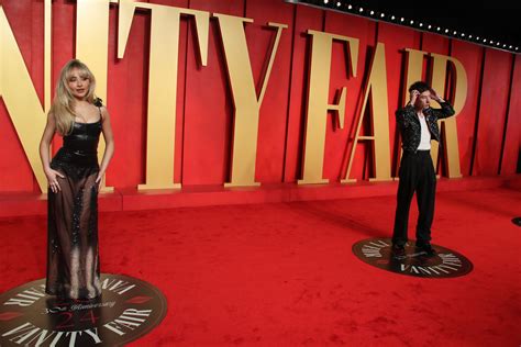 Sabrina Carpenter and Barry Keoghan Are Hard Launching…