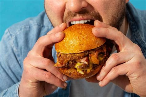 Названо новое опасное свойство калорийных продуктов - Газета.Ru | Новости
