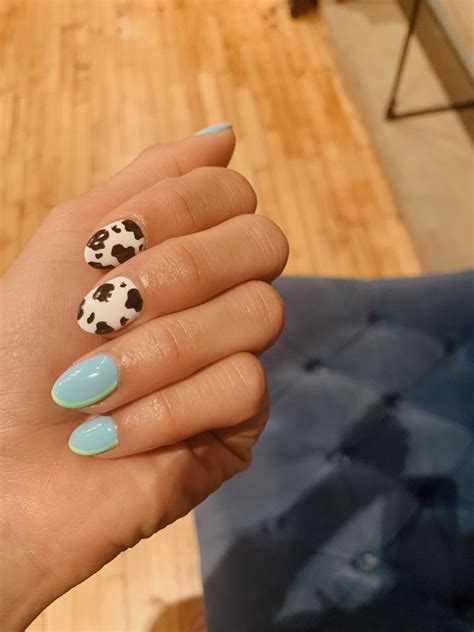 NAIL ART | Festival nails, Cute acrylic nails, Cow nails