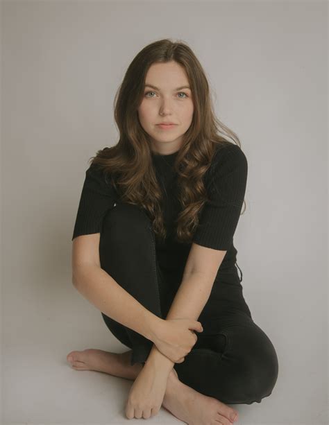 Is Samantha Flair's IMDB Bio Hiding Something? Experts Weigh In. Image 20