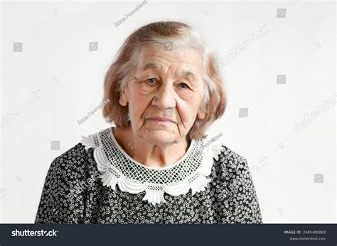 809 Very Old Grannies Royalty-Free Images, Stock Photos & Pictures