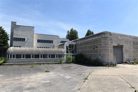 MAIDENHEAD 129902 - Photo 1 of 4 - Baylis Media Photos