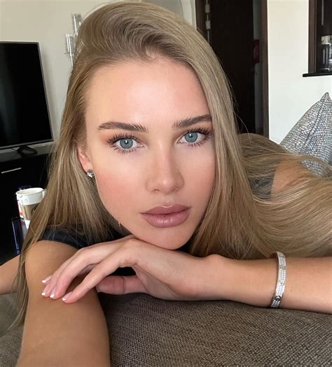 Alena Kryukova (@alenakryukovaa) • Instagram photos and videos