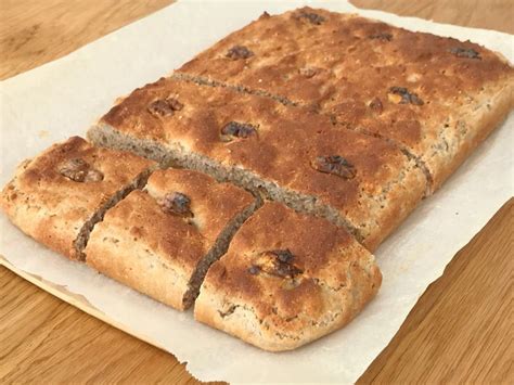 Glutenfria valnötsrutor | Glutenfria Godsaker | Bakning, Glutenfria ...