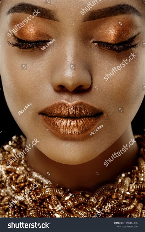 5,562 African American High Fashion Models Images, Stock Photos ...
