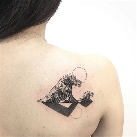 43 Outstanding Wave Tattoo Designs for Ocean Lovers - TattooBloq ...