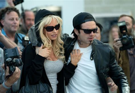 Pamela Anderson Kids Beach