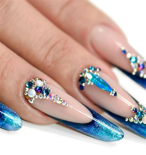 Compartir 62+ imagen uñas acrilicas exoticas - Thptnganamst.edu.vn