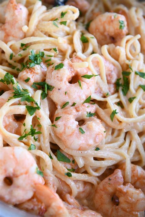 Creamy Garlic Shrimp Pasta - Mel's Kitchen Cafe