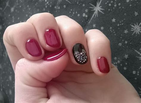 Winter nails | Nails, Winter nails, Beauty
