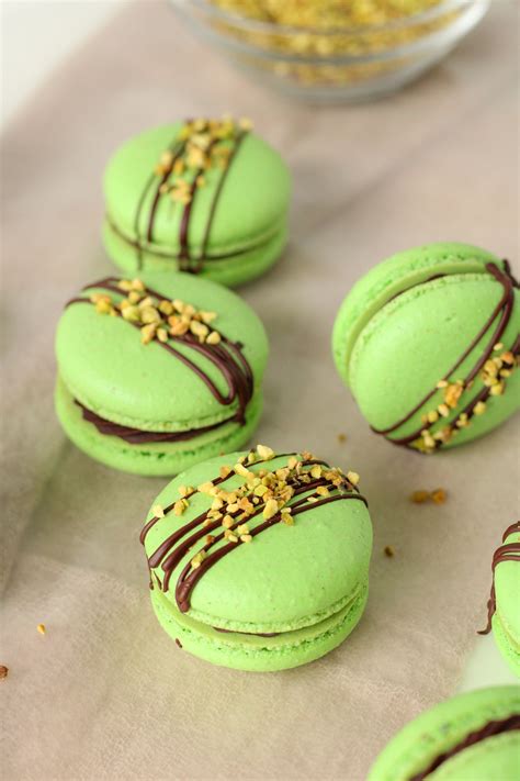 chocolate pistachio macarons bakes  blunders