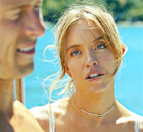 𝕿𝖍𝖊 𝕸𝖆𝖗𝖙𝖞𝖗 : Sydney Sweeney as Bea ANYONE BUT YOU (2024) dir....