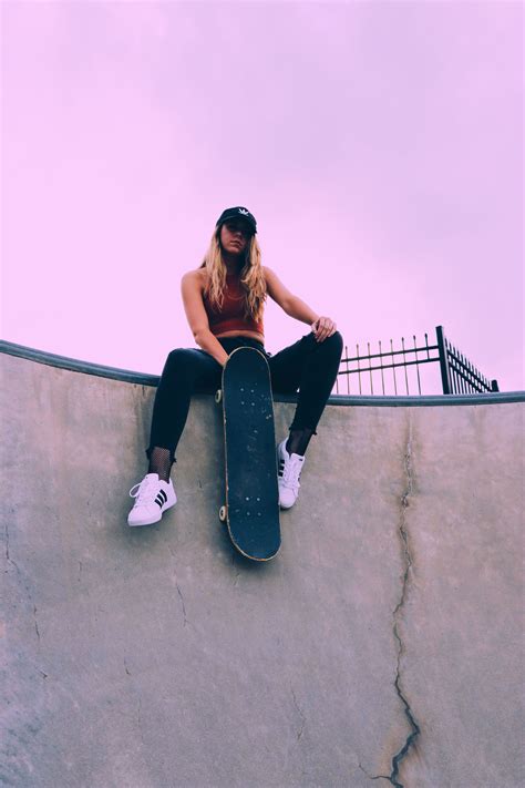 Skater Girl Wallpapers - 4k, HD Skater Girl Backgrounds on WallpaperBat