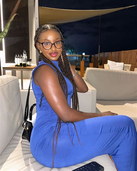 Barbie Negra🖤 (@elizabethfelix.3) • Instagram photos and videos