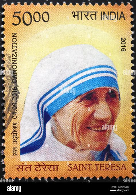 Portrait of mother Teresa on indian postage stamp Stock Photo - Alamy