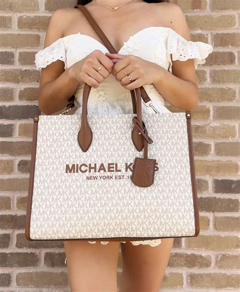 Michael Kors Mirella Medium EW Tote Bag Vanilla MK Signature Satchel