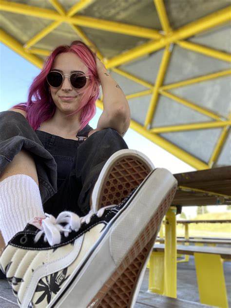 TW Pornstars - 2 pic. Ashley Lotts. Twitter. 6:24 PM - 5 Jul 2021