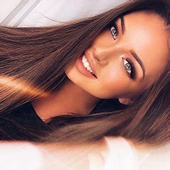 Beautiful Long Hair, Beautiful Eyes, Gorgeous Girls, Chestnut Hair ...