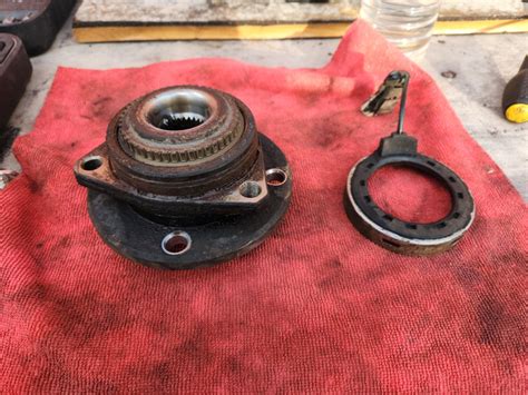 Замена передней правой ступицы ILJIN IJ113047 — Chevrolet Epica, 2 л ...