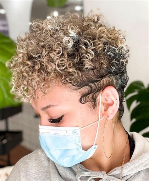 20 Flawless Curly Hair Highlights to Bring Your Locks to Life