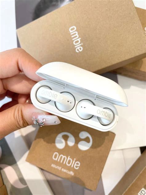 Ambie Wireless Sound Earcuffs Open Ear Bluetooth Earbuds Black/White ...