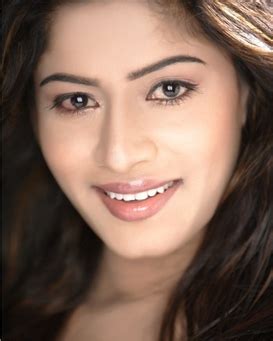 Meenal Biography, Family, Career, Birthday, Height, Age, Net Worth ...