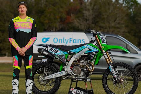 Logan Karnow Renews OnlyFans Sponsorship for 2024 Supercross Campaign