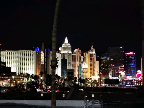 Home [nirvanahotelvegas.com]