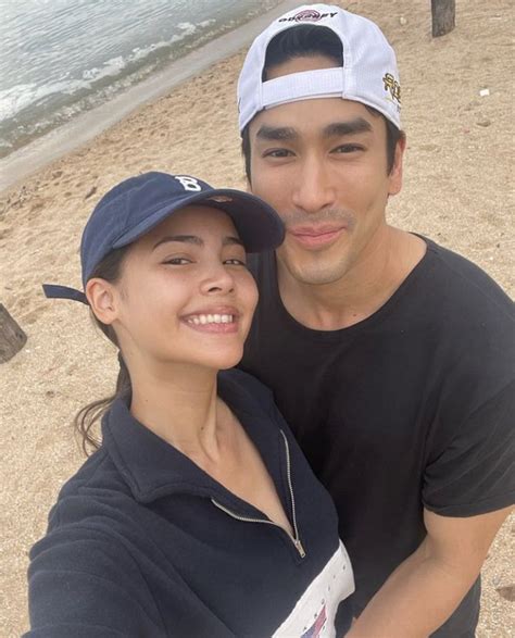 nadech kugimiya wife yaya urassaya sperbund  nadech kugimiya