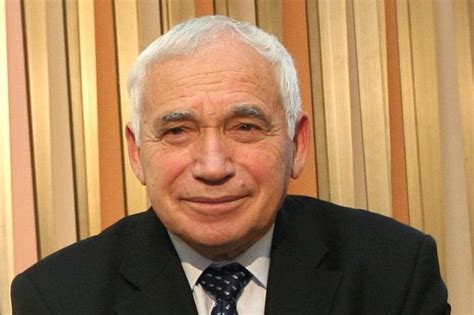 Откриват паметна плоча на Желю Желев в родното му село Веселиново ...